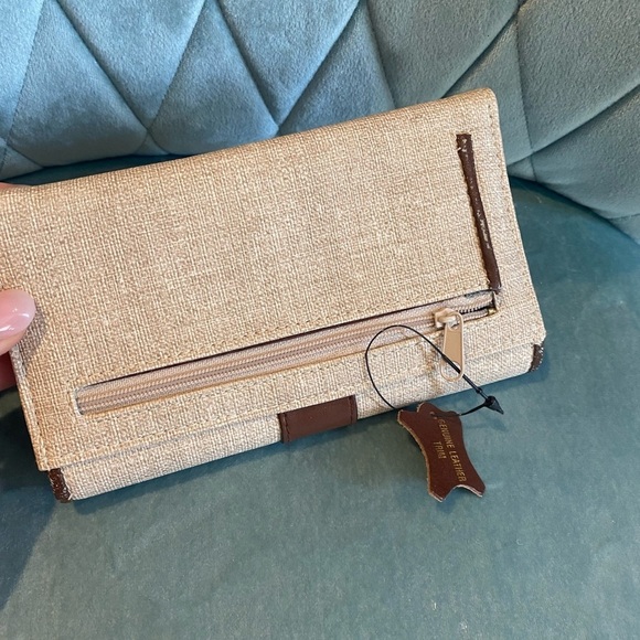 Genuine Leather trim wallet - Picture 7 of 10